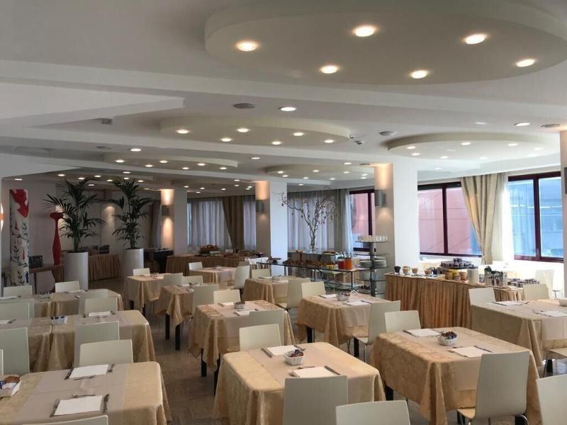 Hotel Caraibi Milano Marittima Luaran gambar