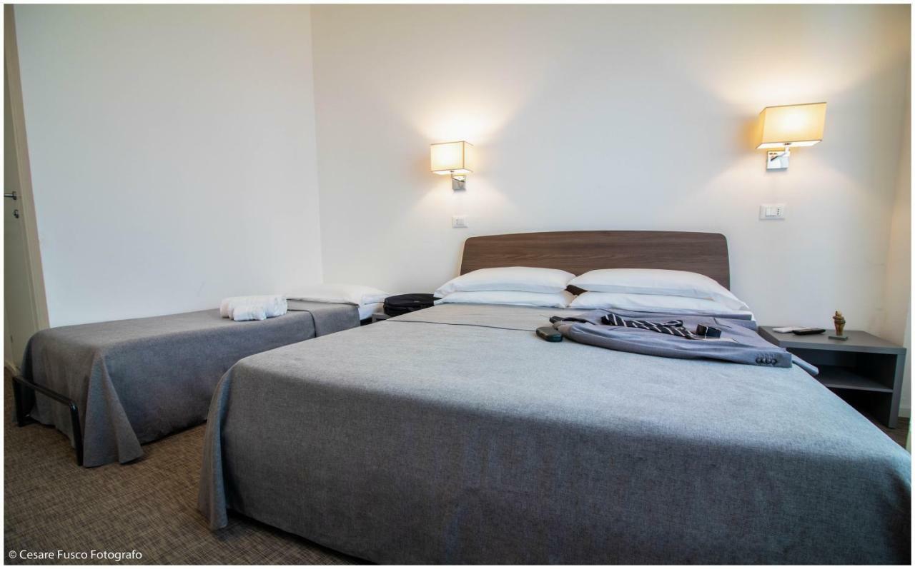 Hotel Caraibi Milano Marittima Luaran gambar