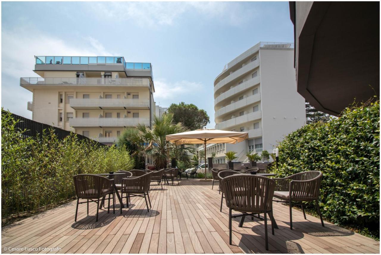 Hotel Caraibi Milano Marittima Luaran gambar